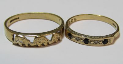 2 9ct gold rings - 3 elephant band, ring size M/N 1.6g & 5 stone sapphire and diamond, ring size L