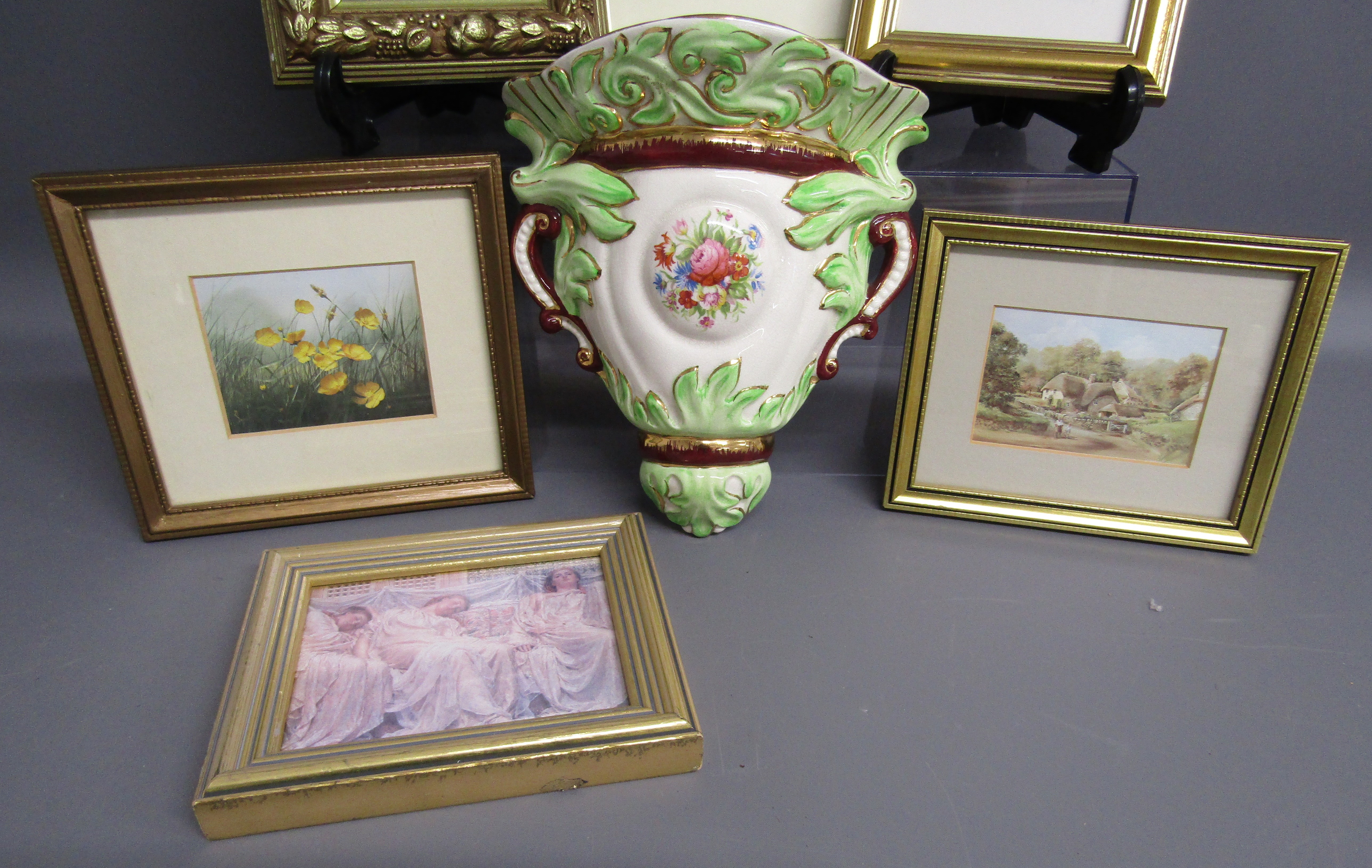 Unicorn Wedgwood wall hanging planter and 6 small prints - Image 3 of 5