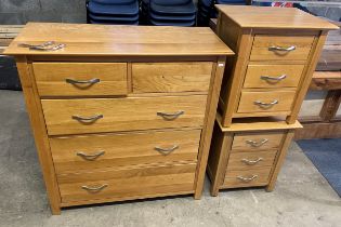 Modern oak chest of drawers (2 handle require reattaching)  & 2 bedside cabinets