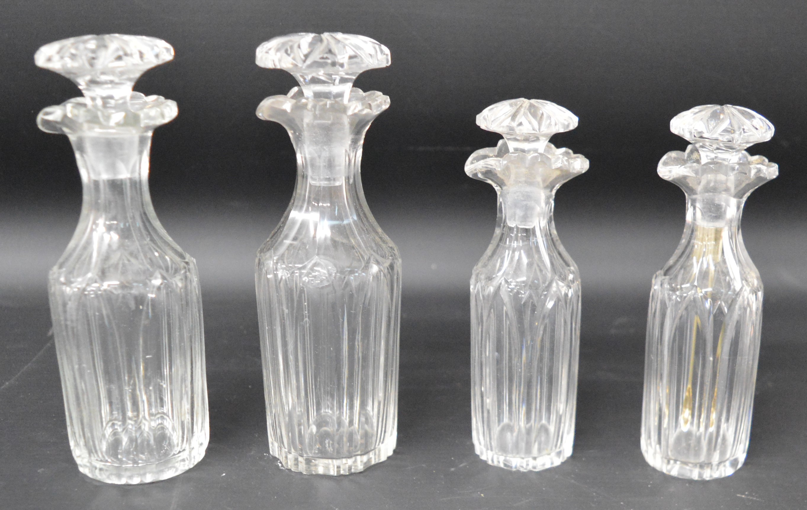 William IV silver 7 bottle cruet London 1831, maker Edward, Edward Junior, John & William Barnard ( - Bild 7 aus 10