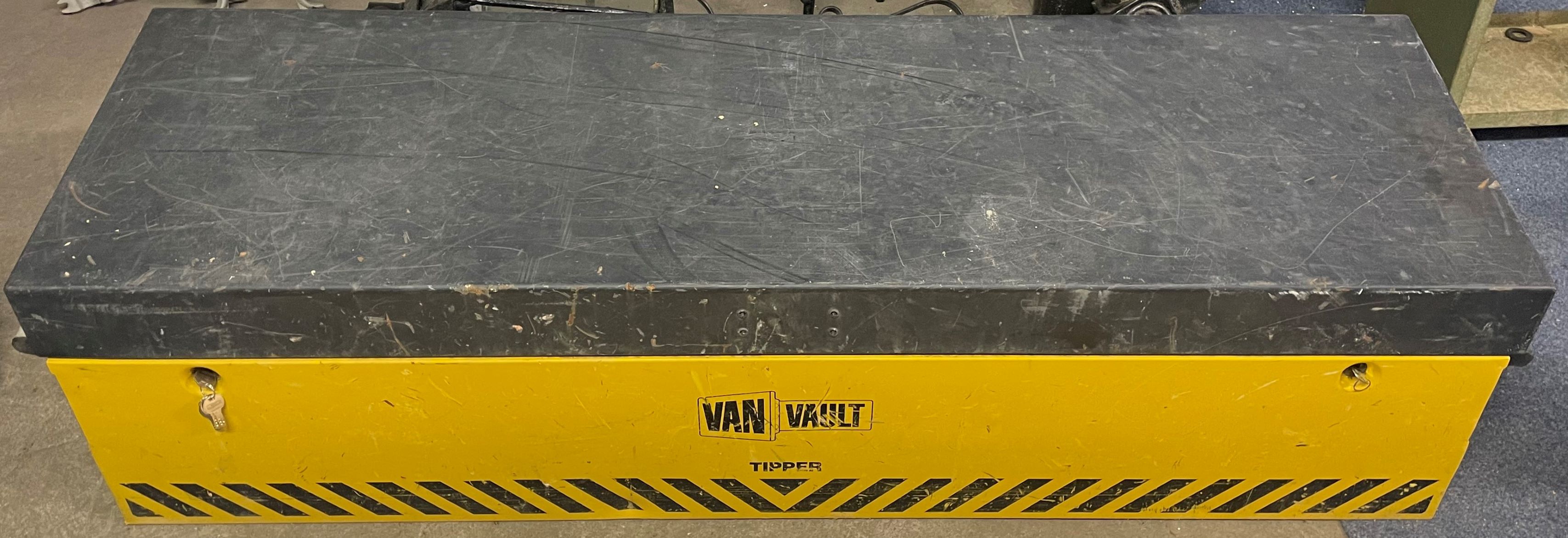 Van Vault tipper box L 179cm