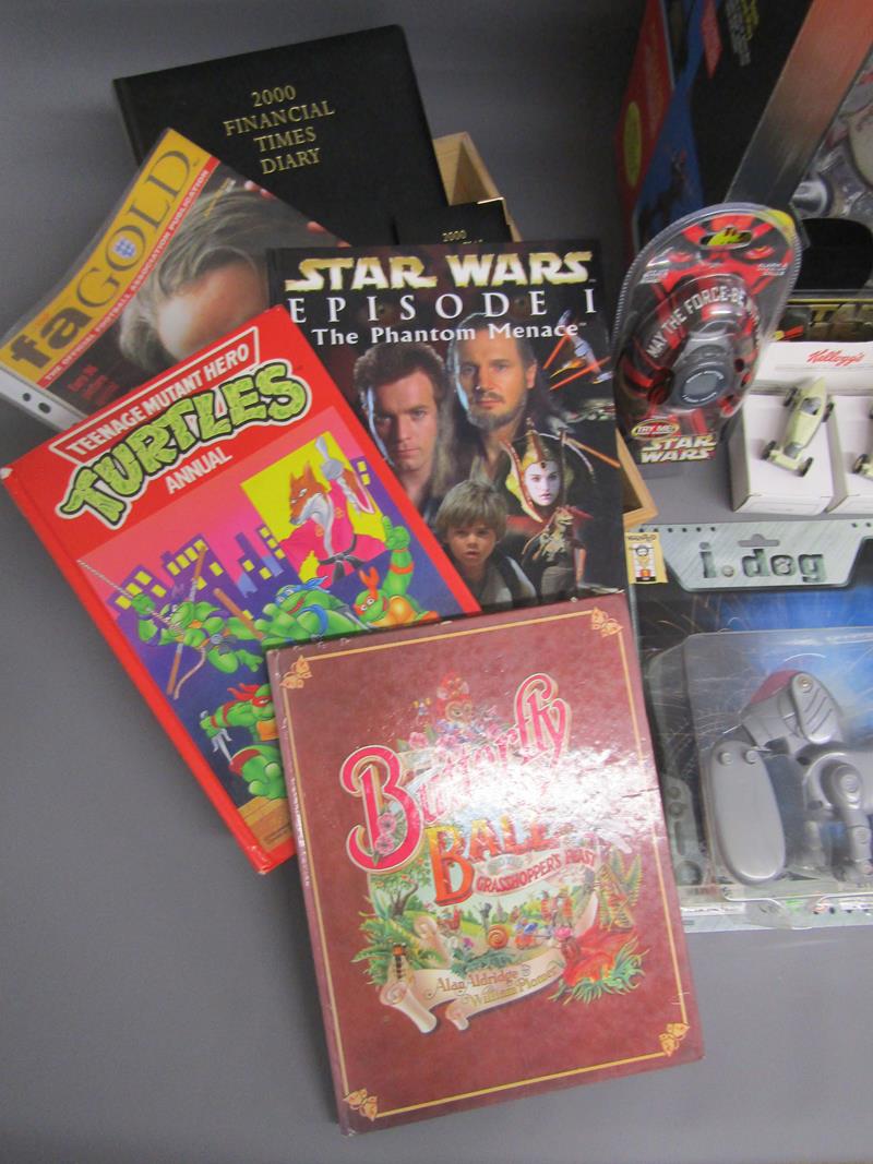 Darth Maul interactive talking money bank, Naboo Fighter, Micro Machines Collection IV, Star Wars - Image 2 of 5