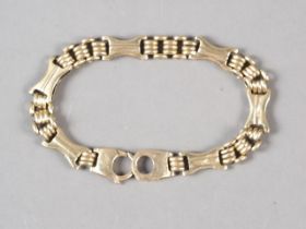 A 9ct gold bracelet, 12.9g