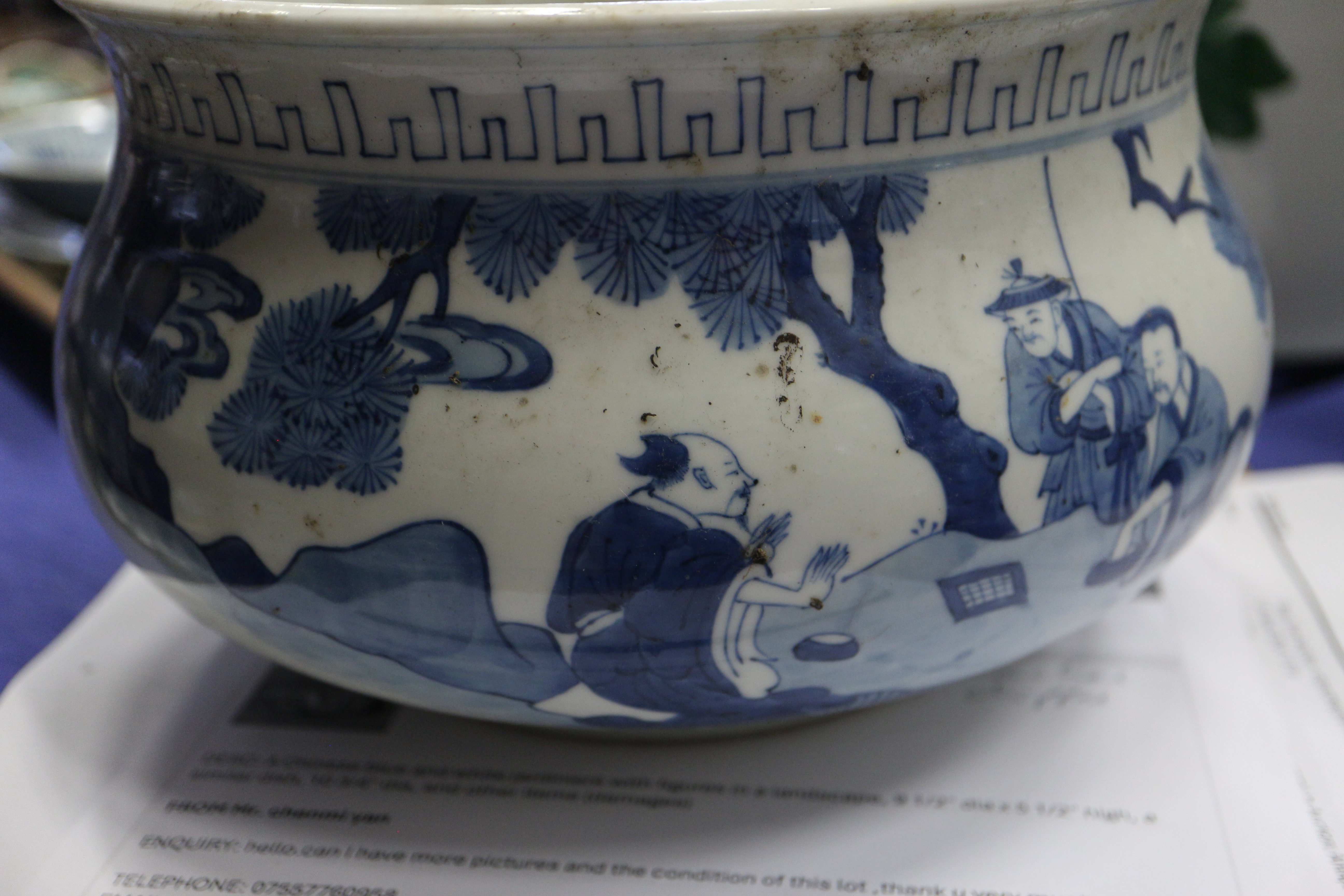 A Chinese blue and white jardiniere with figures in a landscape, 9 1/2" dia x 5 1/2" high, a similar - Bild 18 aus 33