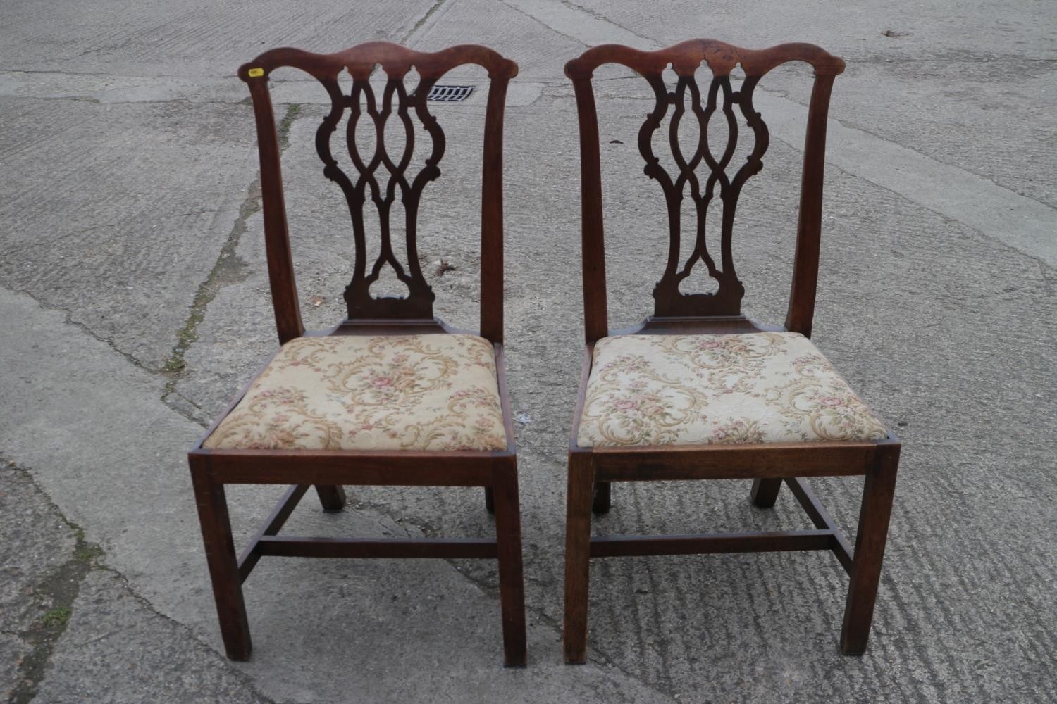 A pair of late Georgian mahogany shaped pierced twin splat dining chairs with serpentine stuffed - Image 2 of 3