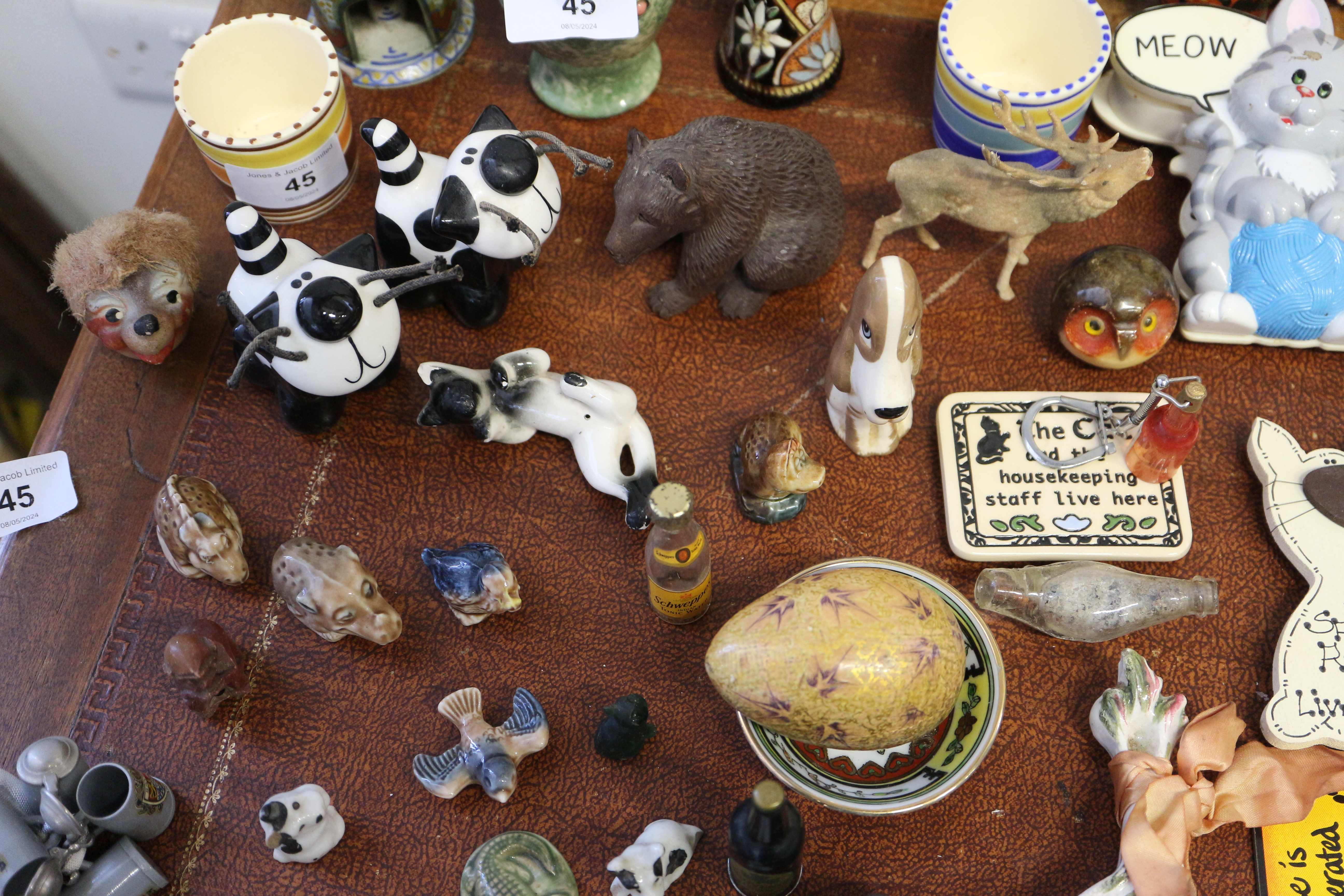 A collection of ceramic and other miniatures, Wade animals, etc - Image 4 of 9