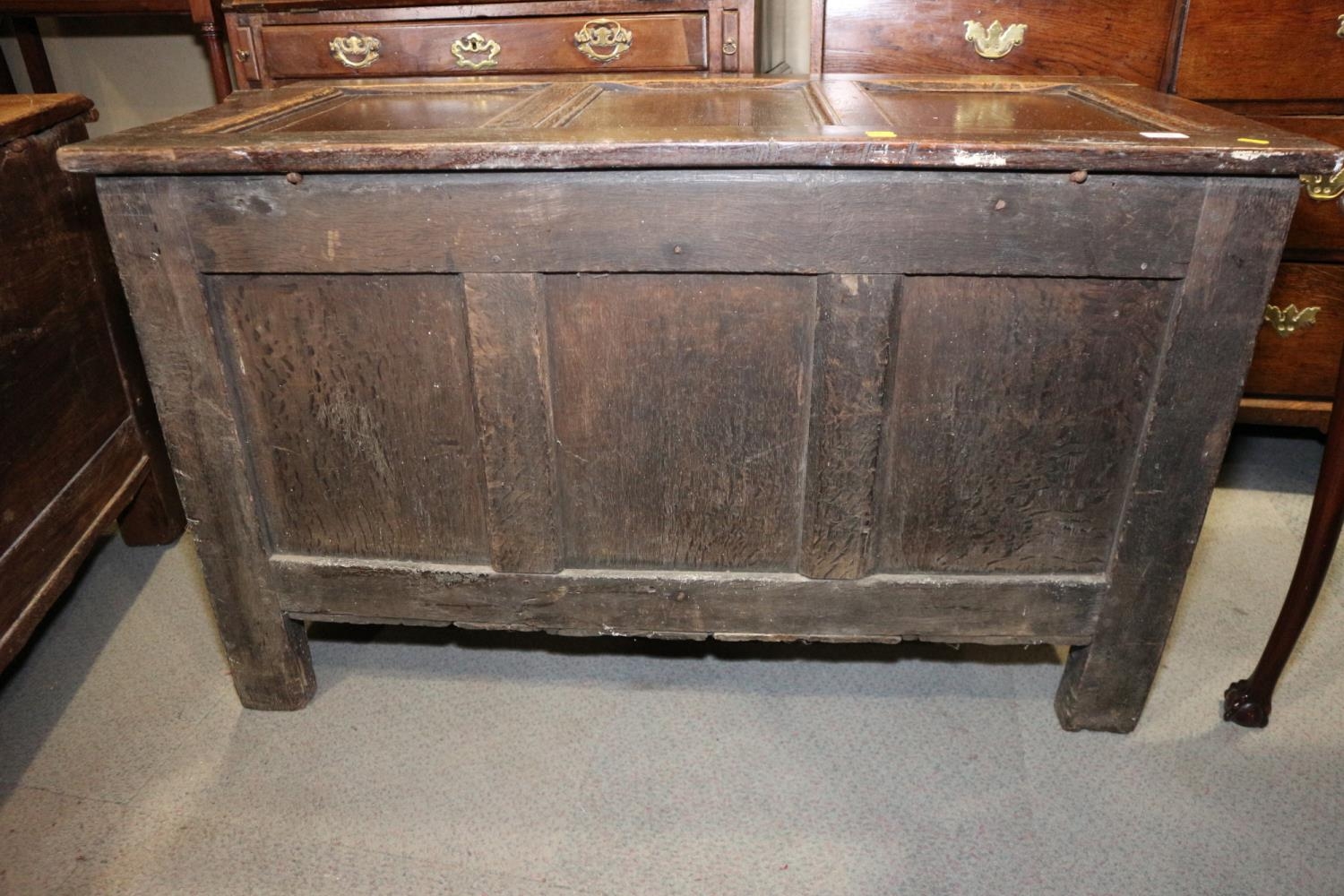 An early 18th century quarter cut oak triple panel front coffer, on moulded stile supports, 45 1/ - Image 5 of 5