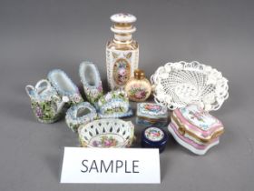 A quantity of Moss ware, scent bottles and pill boxes, various