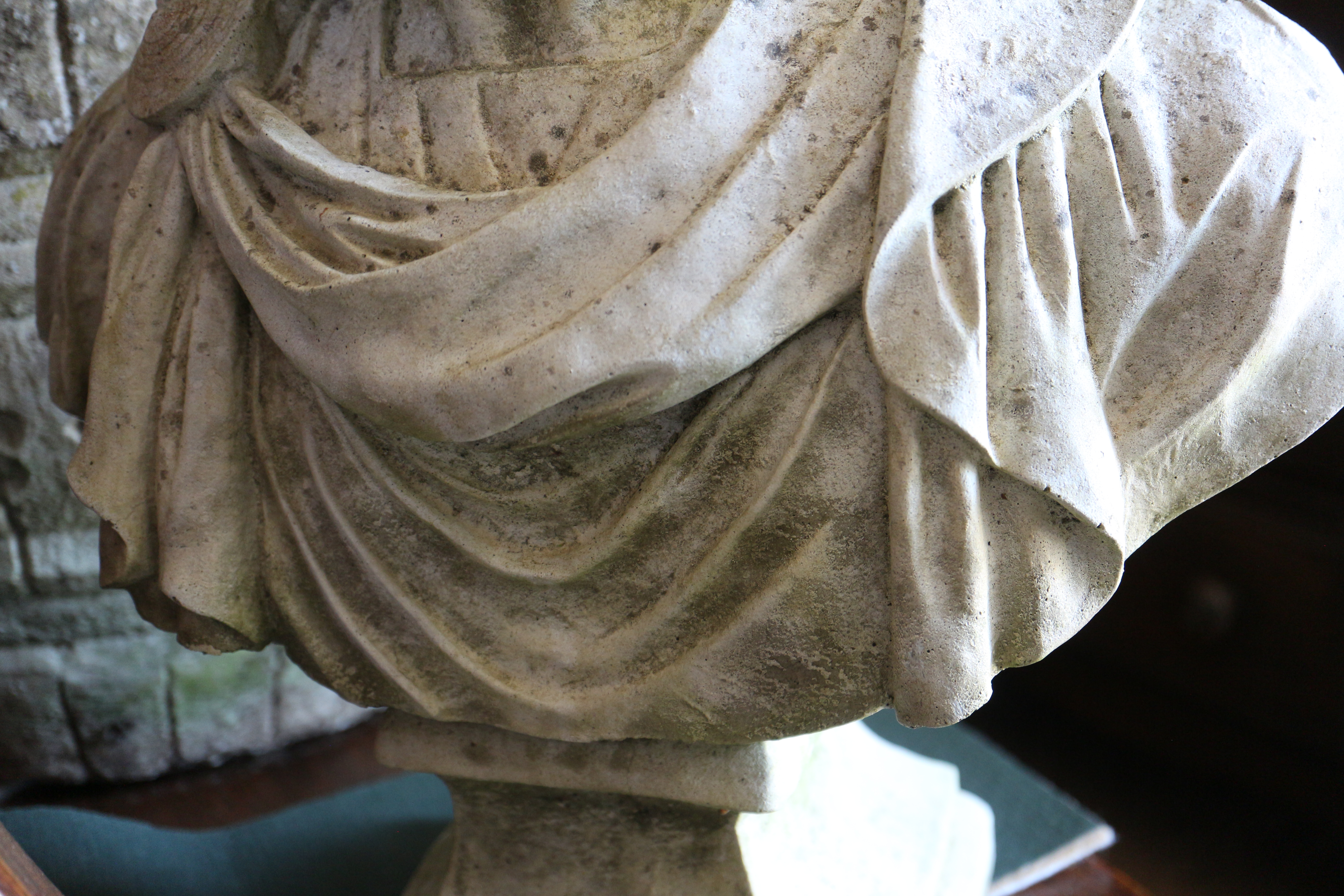 A cast stone bust of a Roman Emperor, 18" high - Image 3 of 3