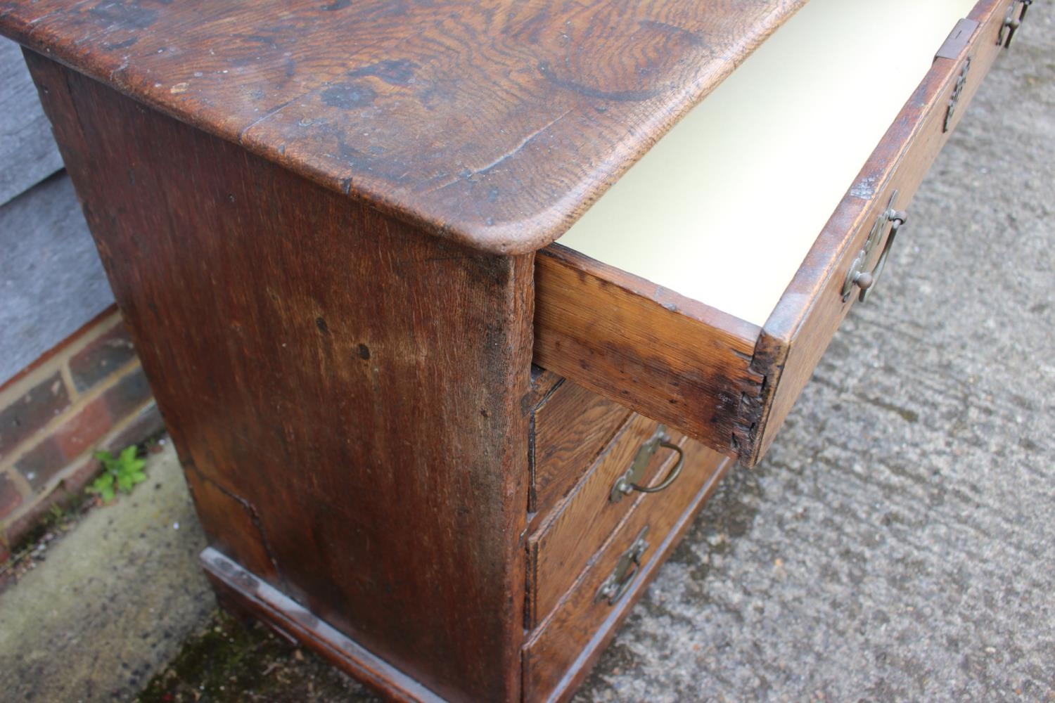An 18th century oak chest of four long graduated drawers, 32 1/2" wide x 17" deep x 29" high - Image 3 of 13