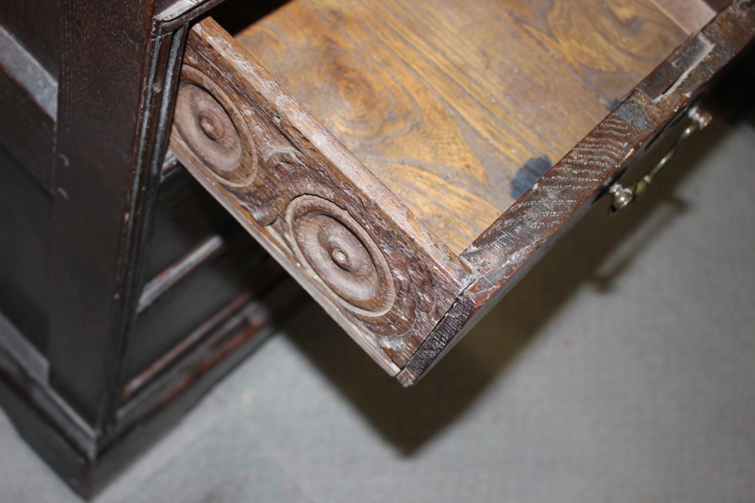 Two 19th century mahogany bar back carver dining chairs with drop-in seats, on turned and - Image 3 of 3
