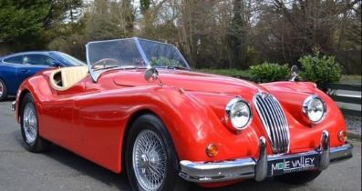 Jaguar XK140 Nostalgia kit car based on a Jaguar xj6 1986 This is a stunning example with a