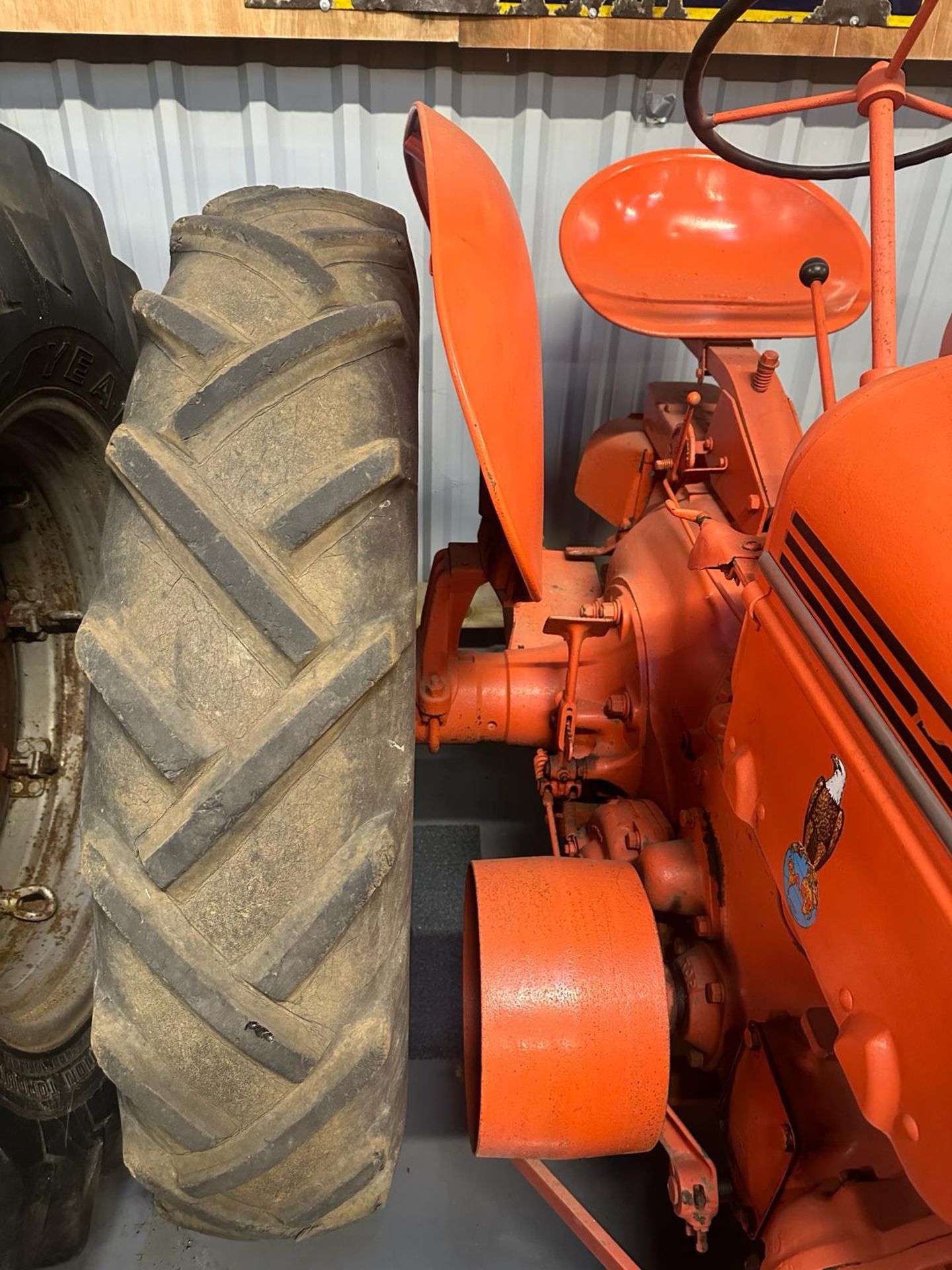 A Case DC4 tractor. - Image 11 of 11