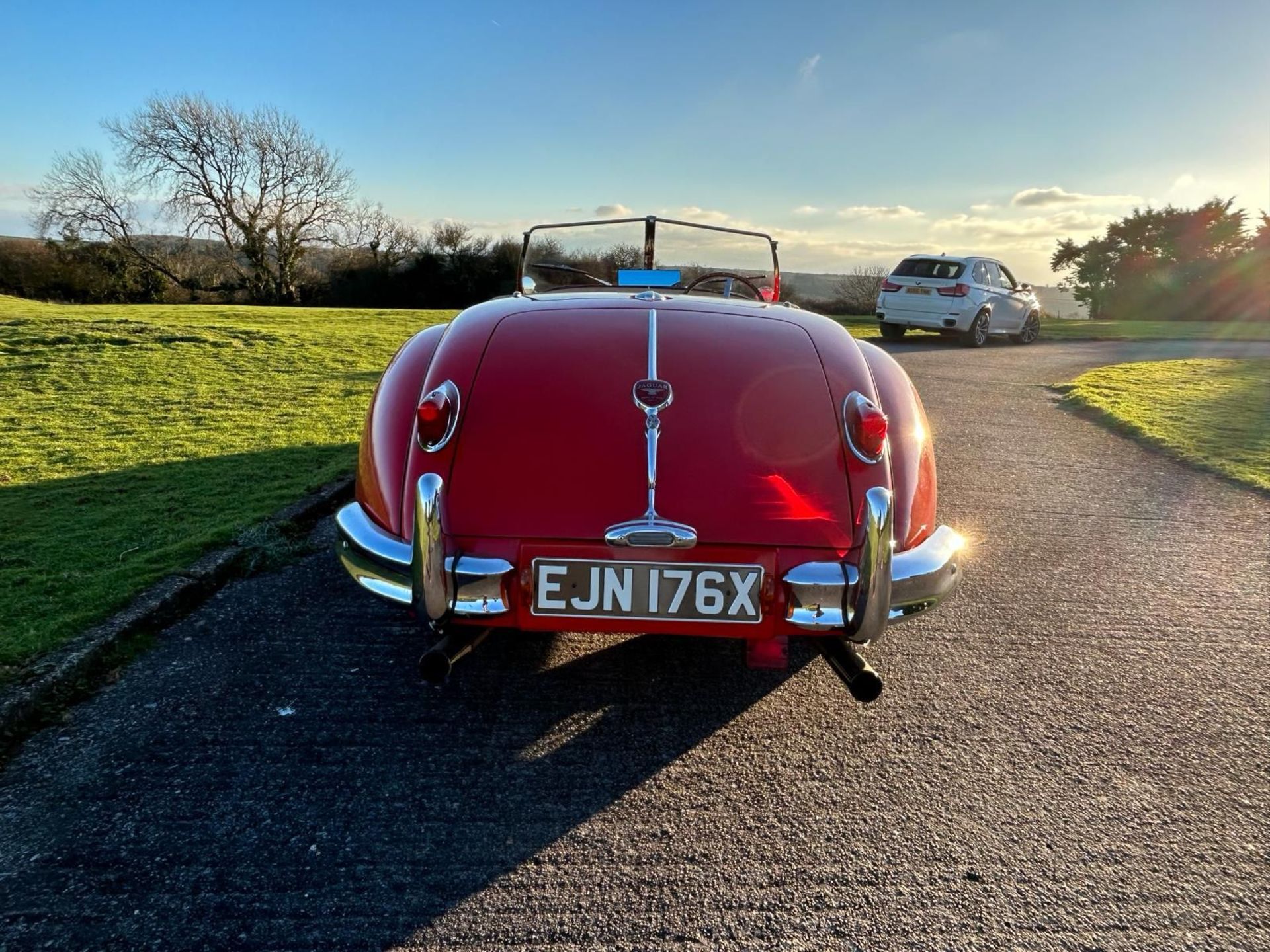 Jaguar XK140 Nostalgia kit car based on a Jaguar XJ6 1986 - Image 6 of 41