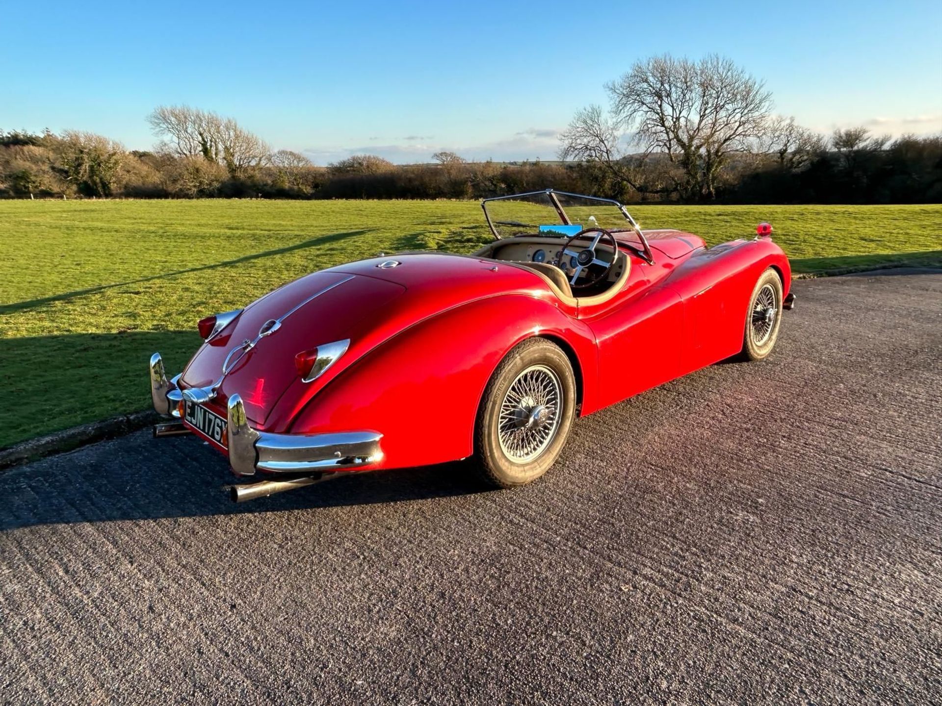 Jaguar XK140 Nostalgia kit car based on a Jaguar XJ6 1986 - Image 5 of 41