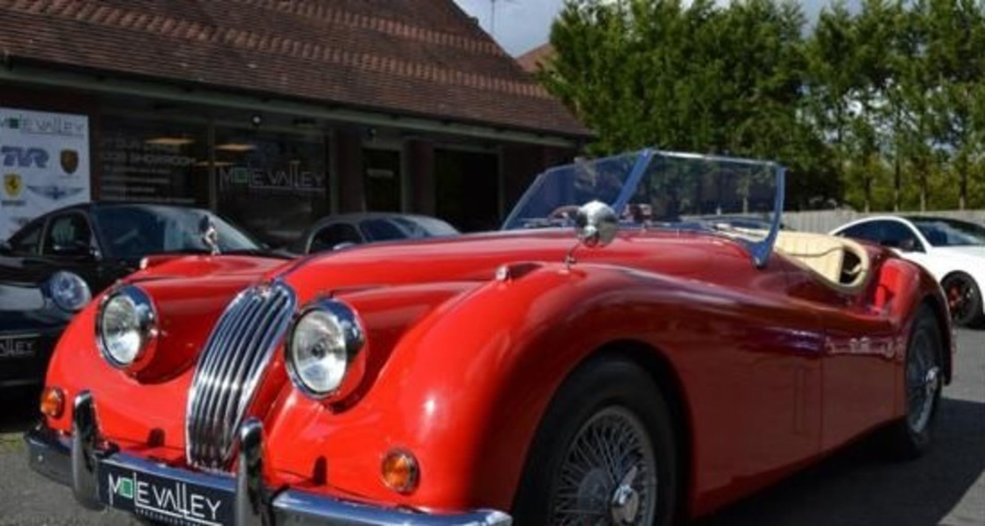 Jaguar XK140 Nostalgia kit car based on a Jaguar XJ6 1986 - Image 17 of 41