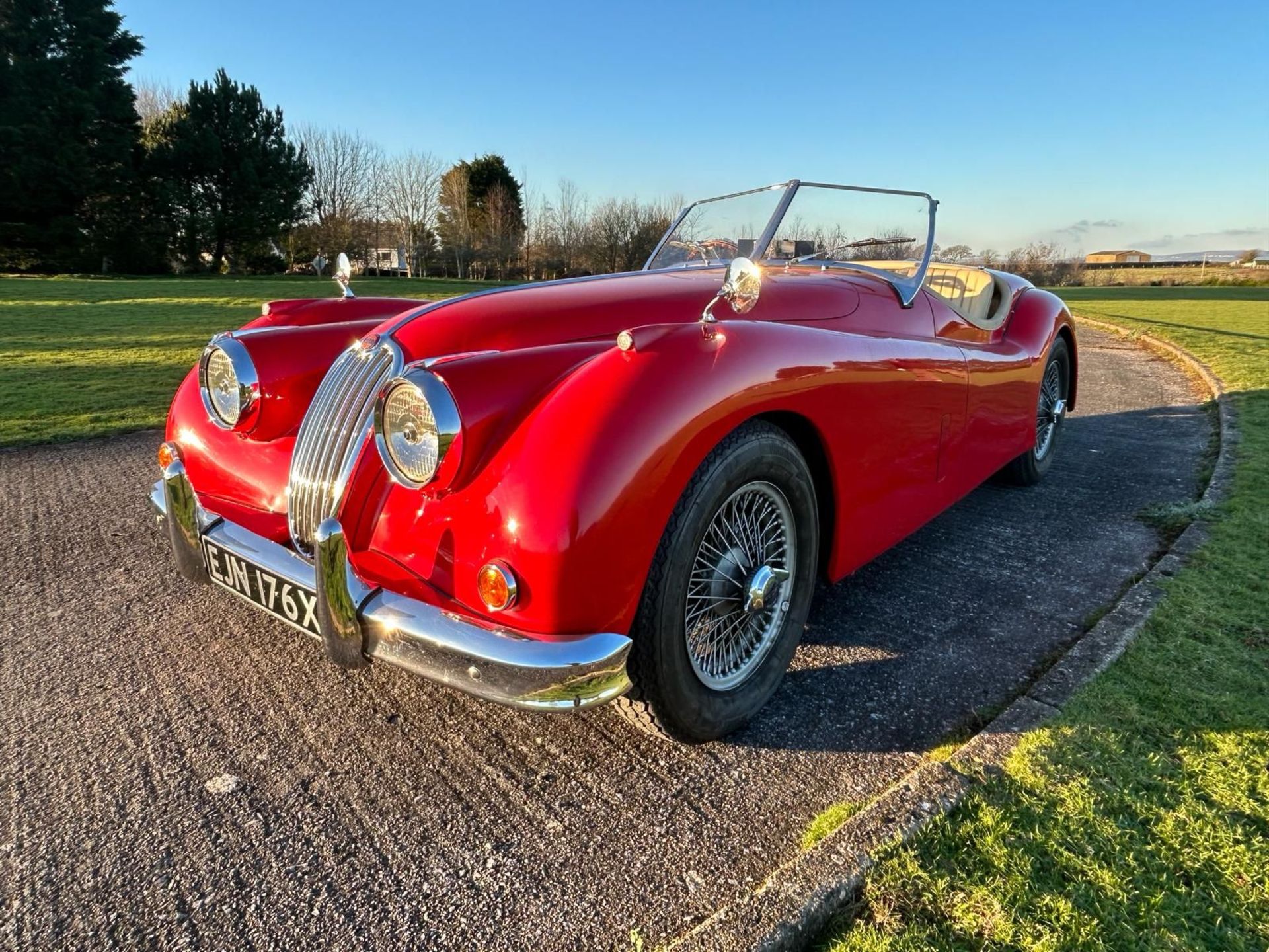 Jaguar XK140 Nostalgia kit car based on a Jaguar XJ6 1986