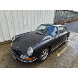 Porsche 911 SWB LHD - 1967 model - produced May 1966