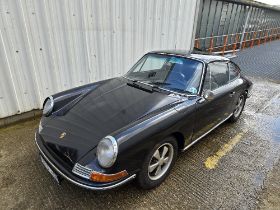 Porsche 911 SWB LHD - 1967 model - produced May 1966
