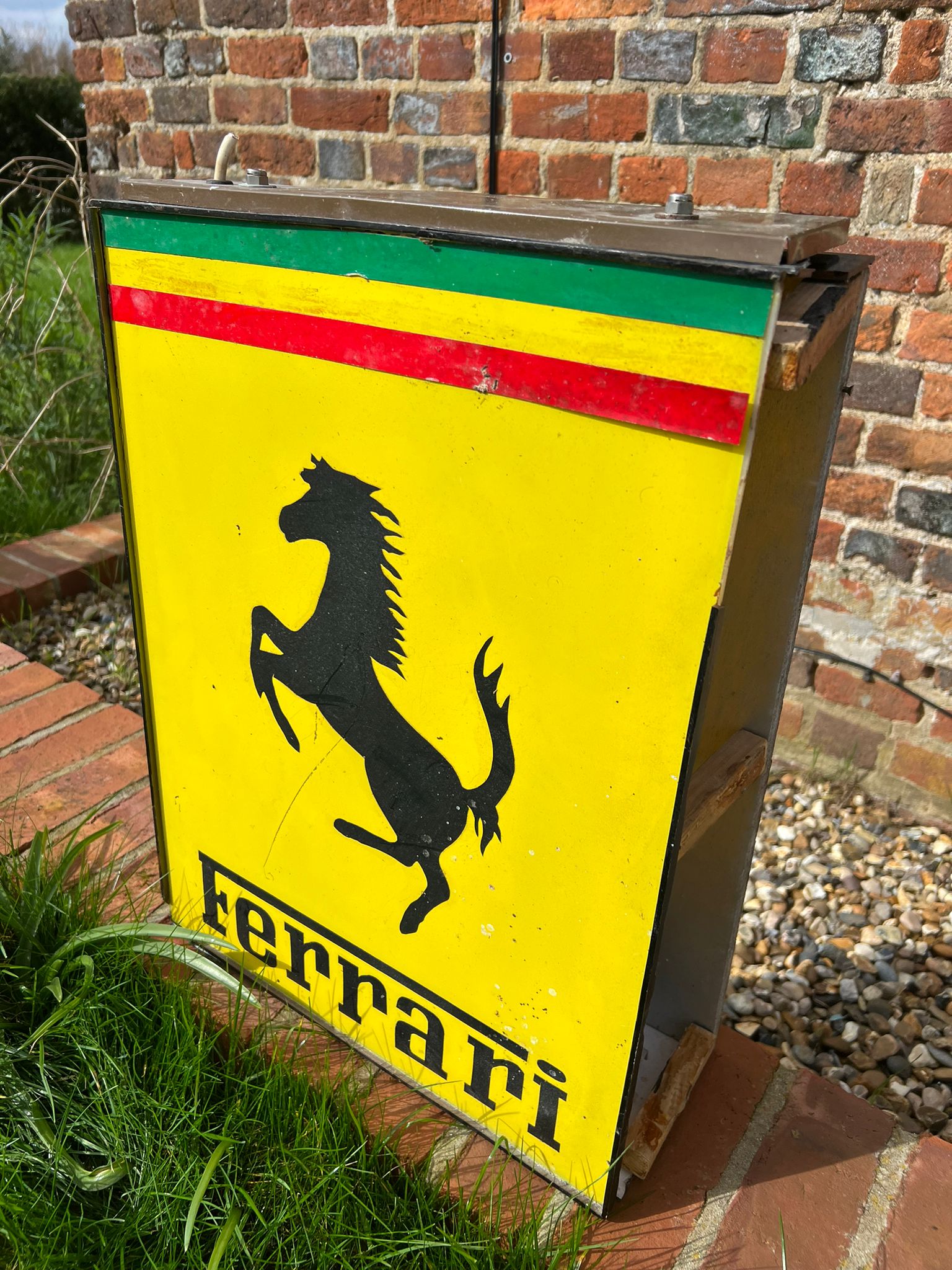 A vintage Ferrari illuminated light box. - Image 3 of 5