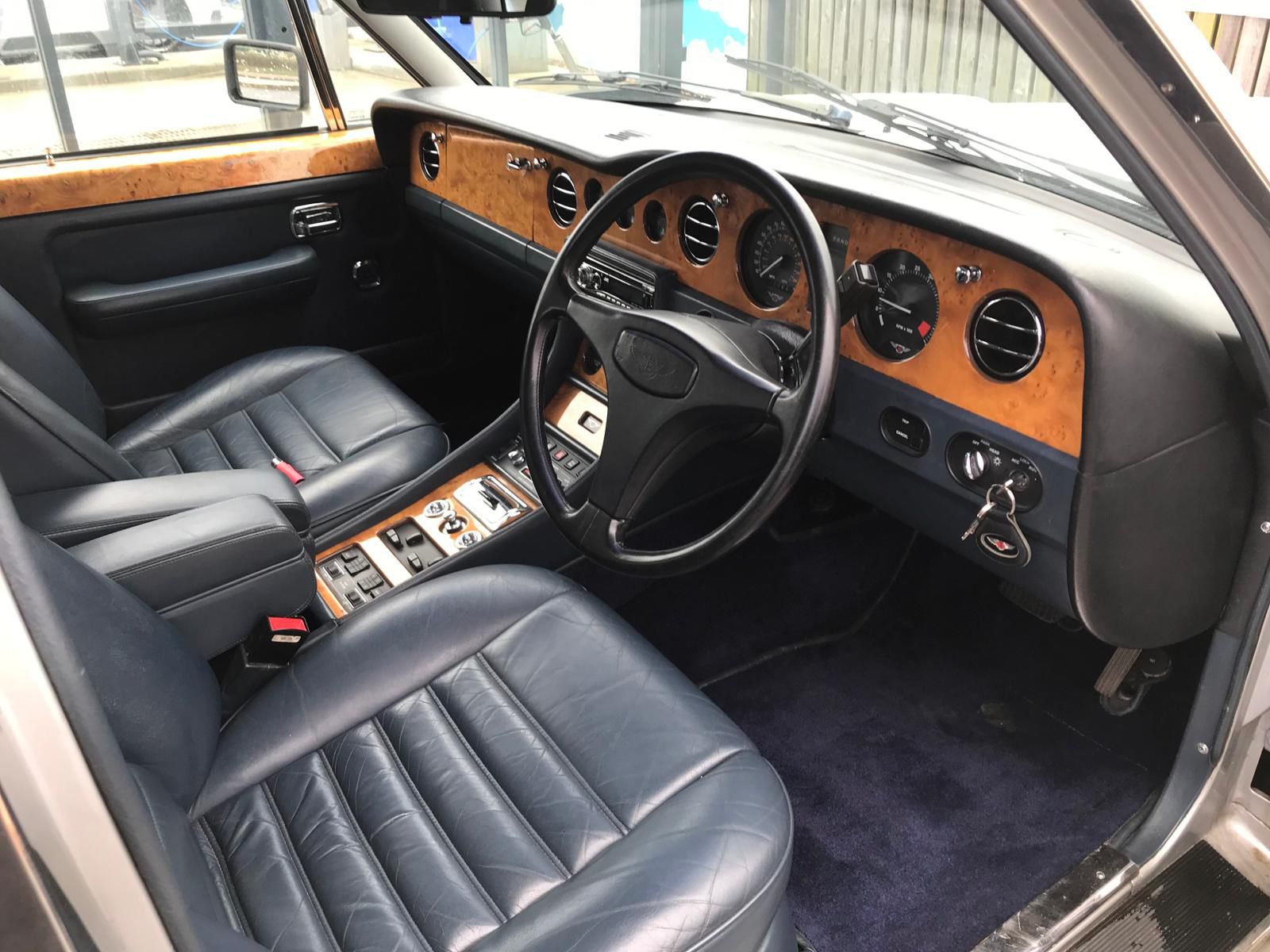1990 Bentley Mulsanne S - Entry level motoring at a low estimate - Image 12 of 22