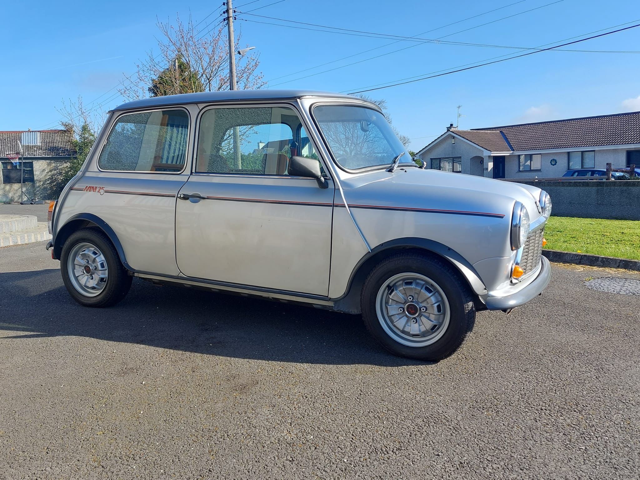 1984 Mini '25'- only 39.9 miles from new & unregistered - Image 4 of 57