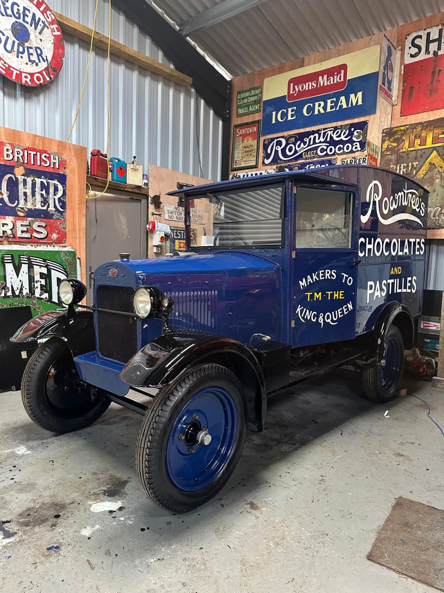 1929 Trojan Light Commercial Van - Rare & restored... - Image 3 of 13
