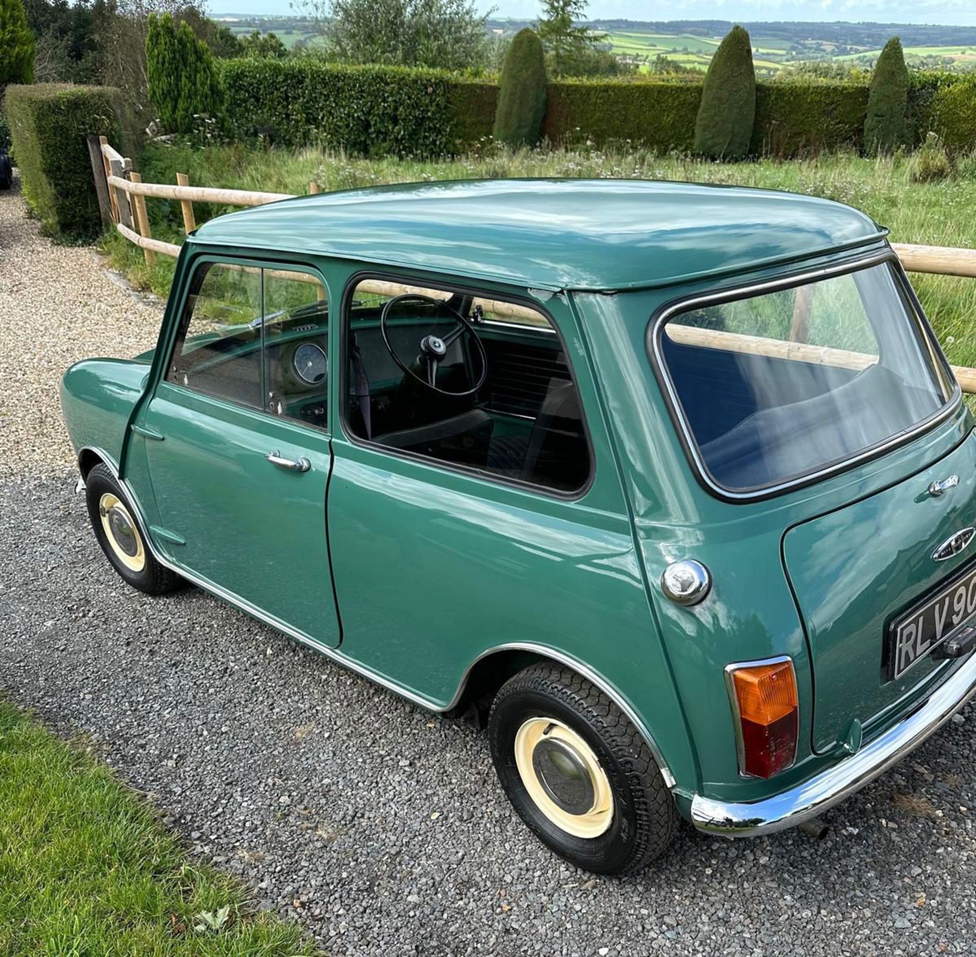 1968 Mini 860 - just 17,000 miles from new! - Bild 6 aus 27