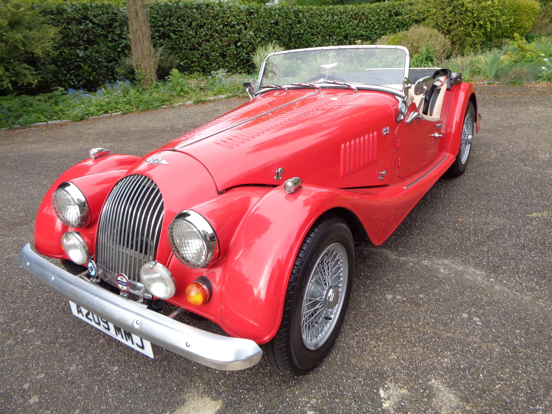 1983 Morgan 4/4 - Un-mistakable style for the British car enthusiast - A true gentleman’s car! - Image 2 of 19