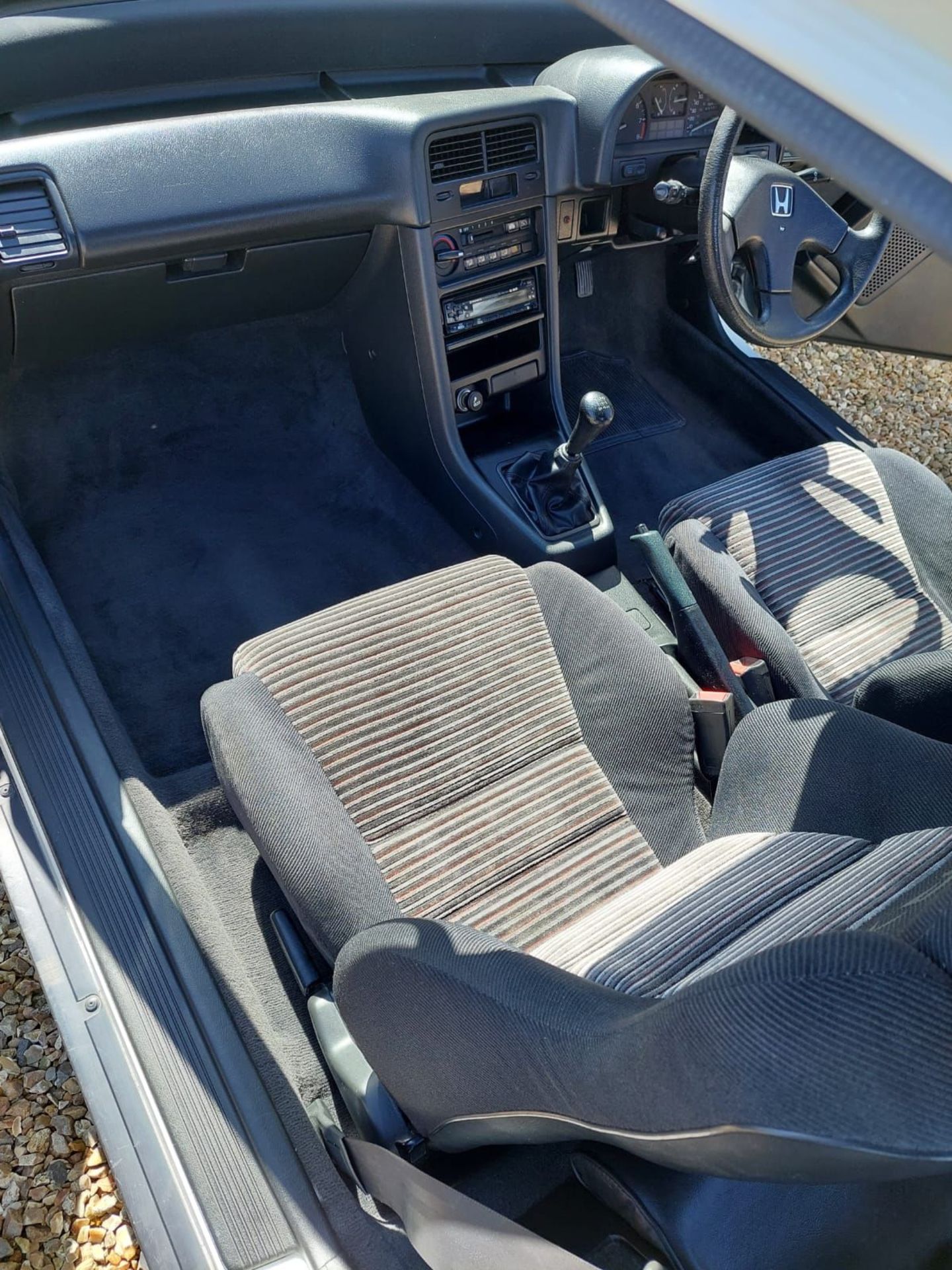 1989 Honda CRX with 17 service stamps and 12 months MOT - Image 13 of 19