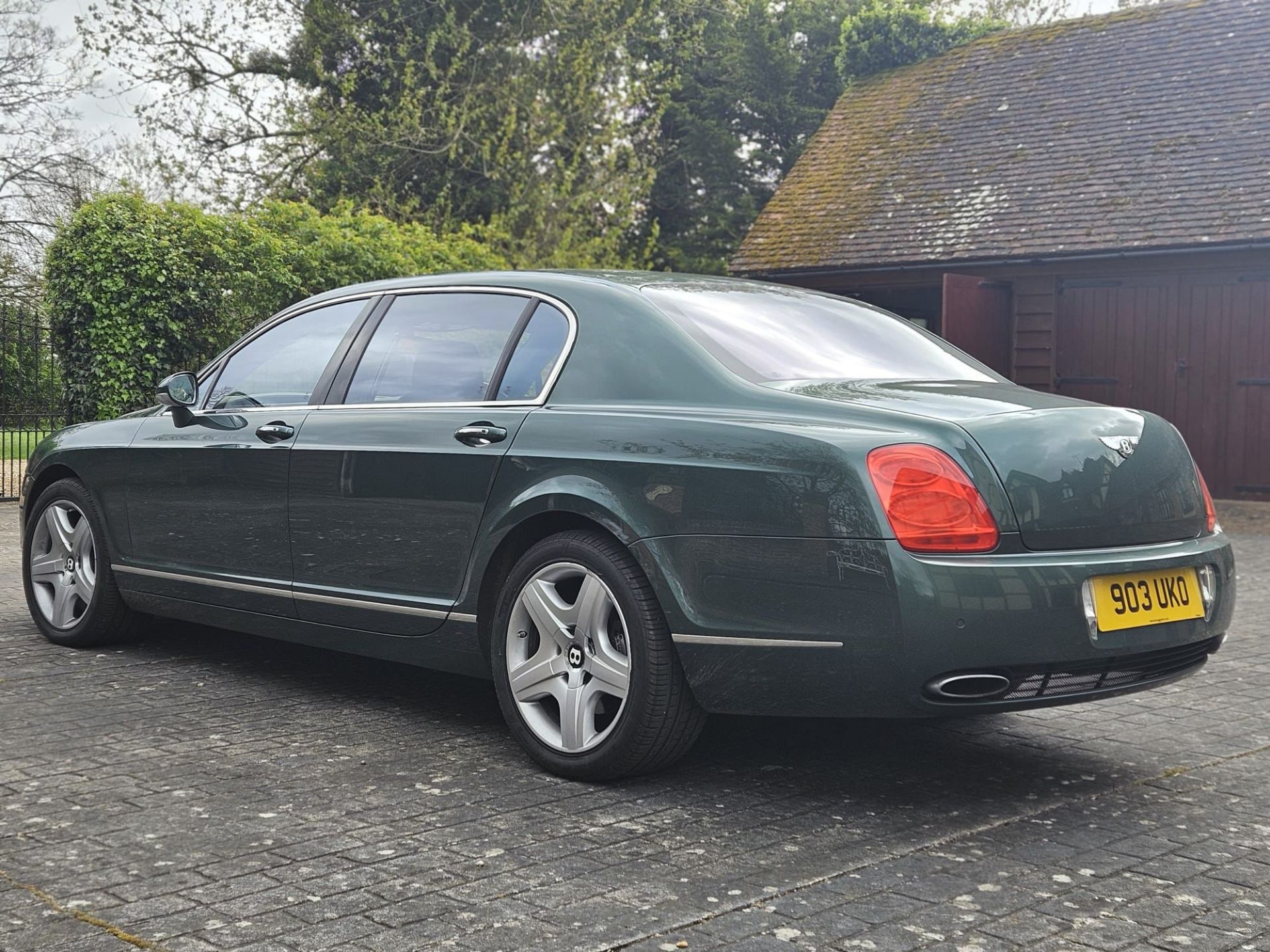 2006 Bentley Flying Spur - ULEZ compliant and only 18,000 miles from new - Image 8 of 25