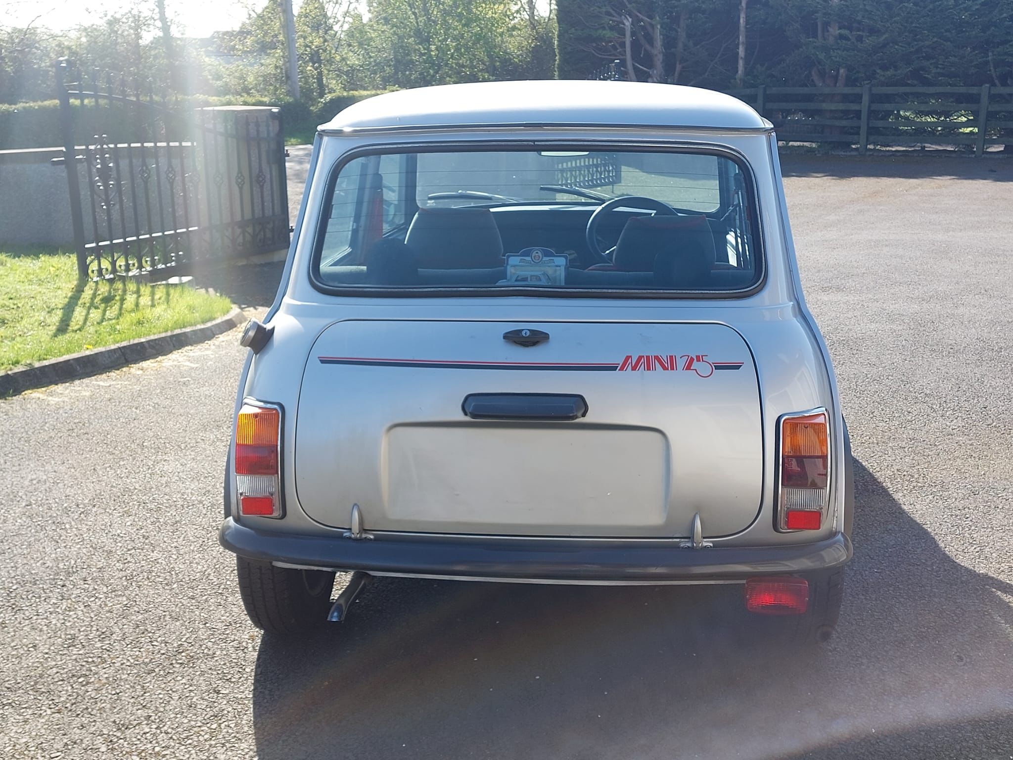 1984 Mini '25'- only 39.9 miles from new & unregistered - Image 9 of 57