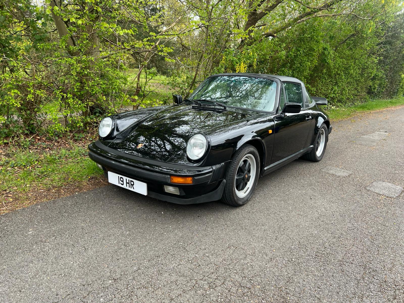 1988 Porsche Carrera Targa 3.2 - 27 yrs ownership, 61,000 miles with only 3500 miles in last 25 yrs - Image 4 of 18