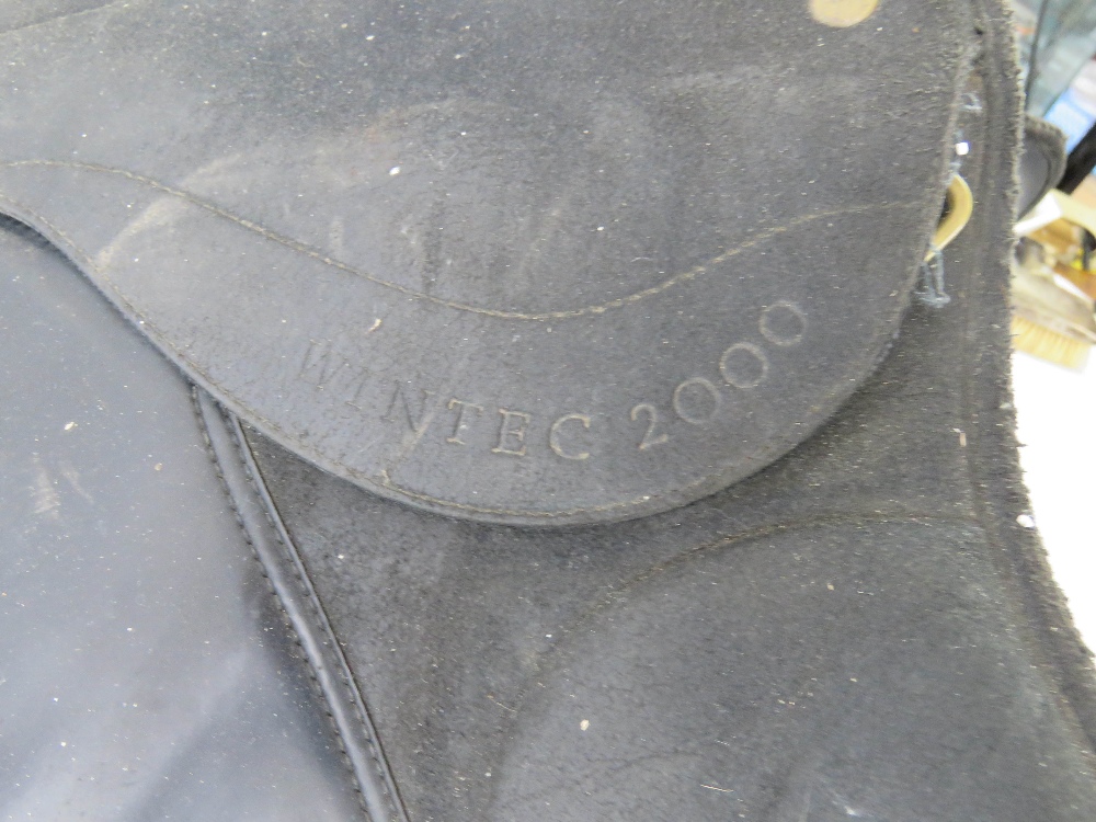 A black leather Wintec 2000 saddle. - Image 2 of 2