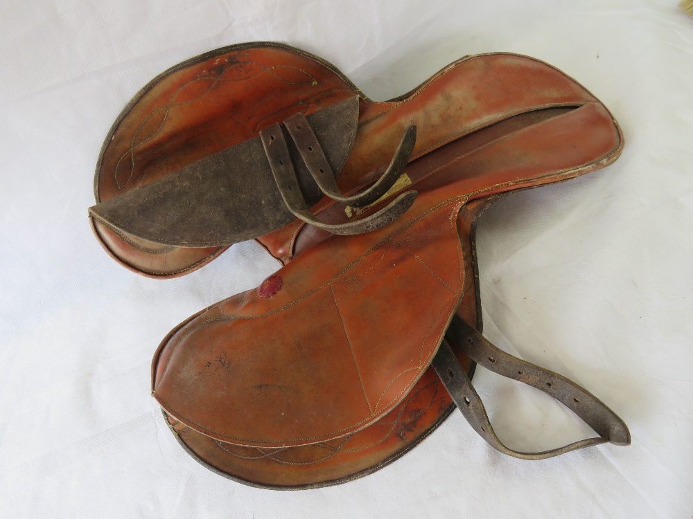 A lightweight flat horse racing jockey saddle. - Image 4 of 5