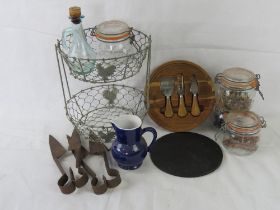 A quantity of kitchenalia including slate cheeseboard and knives, Parfait storage jars, etc.