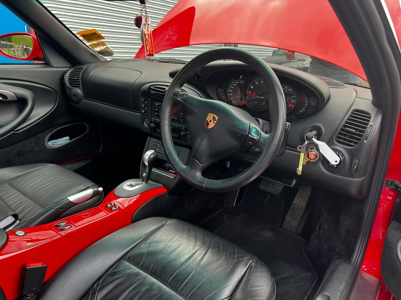 1999 Porsche Carrera 4 Non structural (paint scratch) damage to roof in 2019 - Professionally - Image 9 of 17