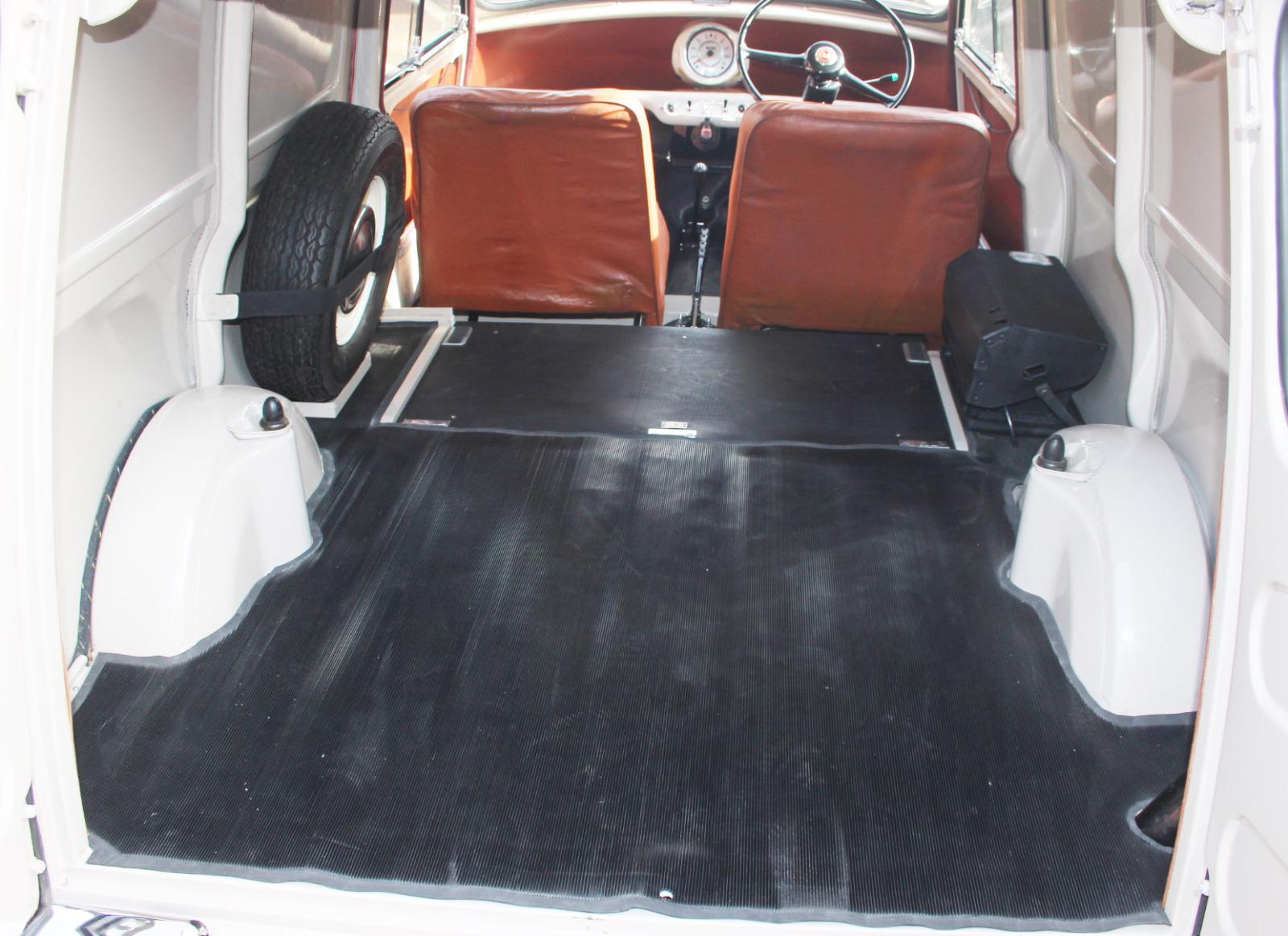 1960 Morris Mini Van 850 - 21,625 miles from new - Image 7 of 13