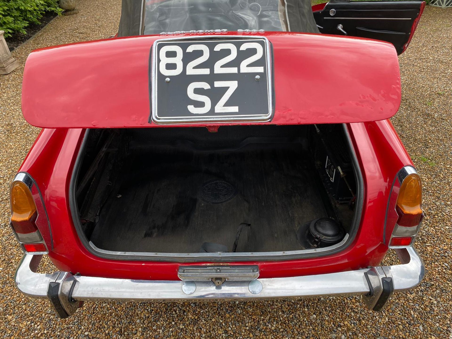 1963 Alfa Romeo 2600 Spider - First Registered 1967 - Image 21 of 25