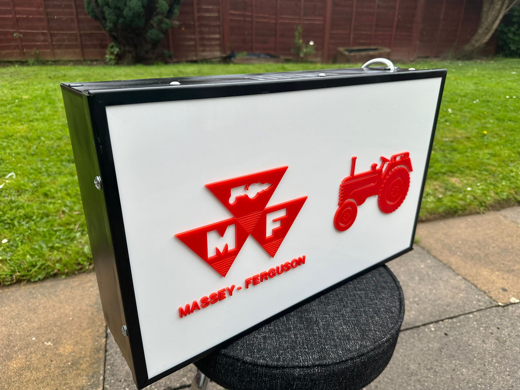 A contemporary Massey Furguson illuminated box sign, approx 50 x 30 x 10cm. - Image 2 of 7