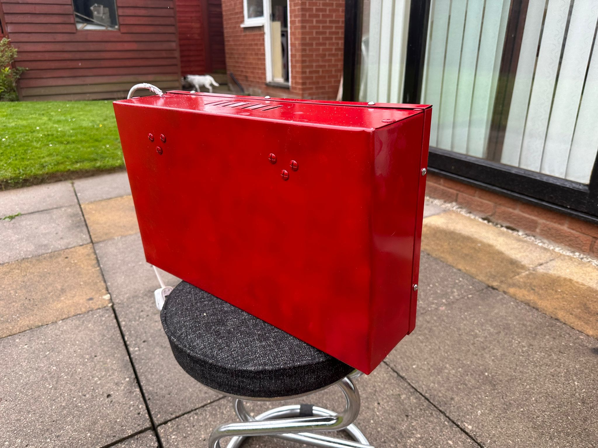 A contemporary Ford Tractor illuminated box sign, approx 50 x 30 x 10cm. - Image 4 of 7