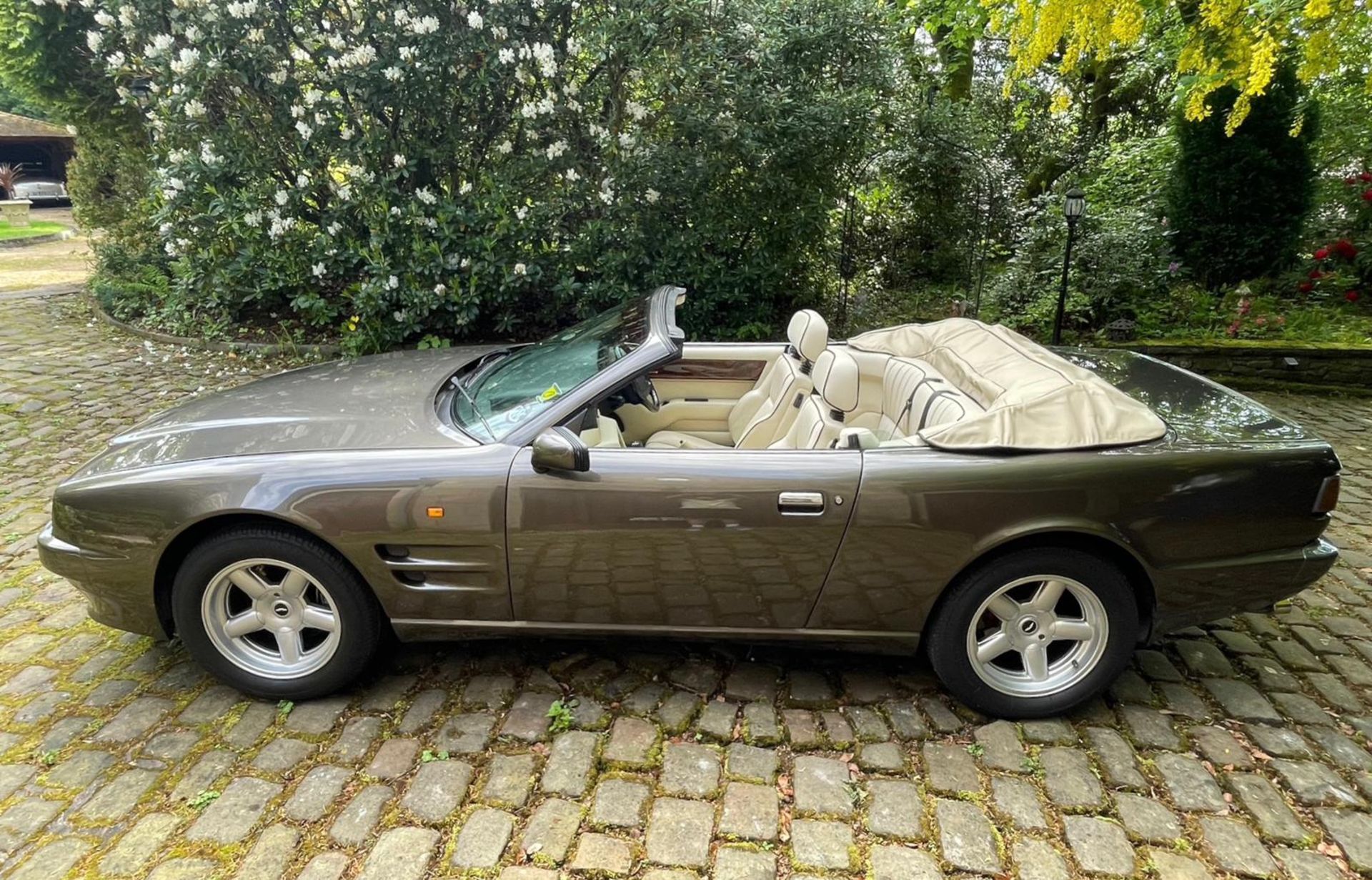 1993 Aston Martin Virage Volante - Having 11 months MOT - Image 6 of 22