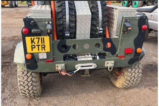 1992 Land Rover Defender 90 (Rebuild on Range Rover chassis) - *Reoffered with reserve reduction* - Bild 5 aus 16