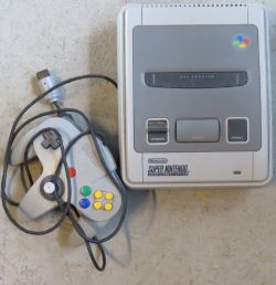 Vintage Electronics, Tools, Cameras, Musical Instruments, Audio & Video Game Equipment - Online Only Timed Auction