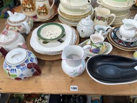 ASSORTED CHINA AND GLASSWARE