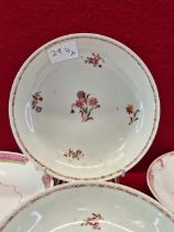 TWO PAIRS OF CHINESE EXPORT PLATES PAINTED WITH SPRIGS OF FLOWERS. Dia 15.5cms. AND WITH VASES OF