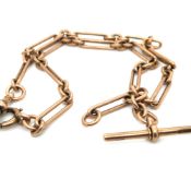 AN ANTIQUE 15ct OLD GOLD HALLMARKED ALBERT CHAIN NECKLACE COMPLETE WITH T-BAR. LENGTH 40cms.