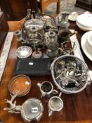 A QUANTITY OF PLATED AND METAL WARES