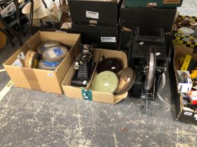 A VINTAGE 16 m/m PROJECTOR, 16mm HOME MOVIES, 1920's, 1930's AND LATER, 400 FT CANS, SPOOLS ETC