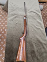 AIRGUN- A BSA CADET .177 BREAK BARREL AIR RIFLE SERIAL NUMBER B45542.